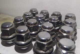 ✅Tornillería para llantas Aluminio para Toyota