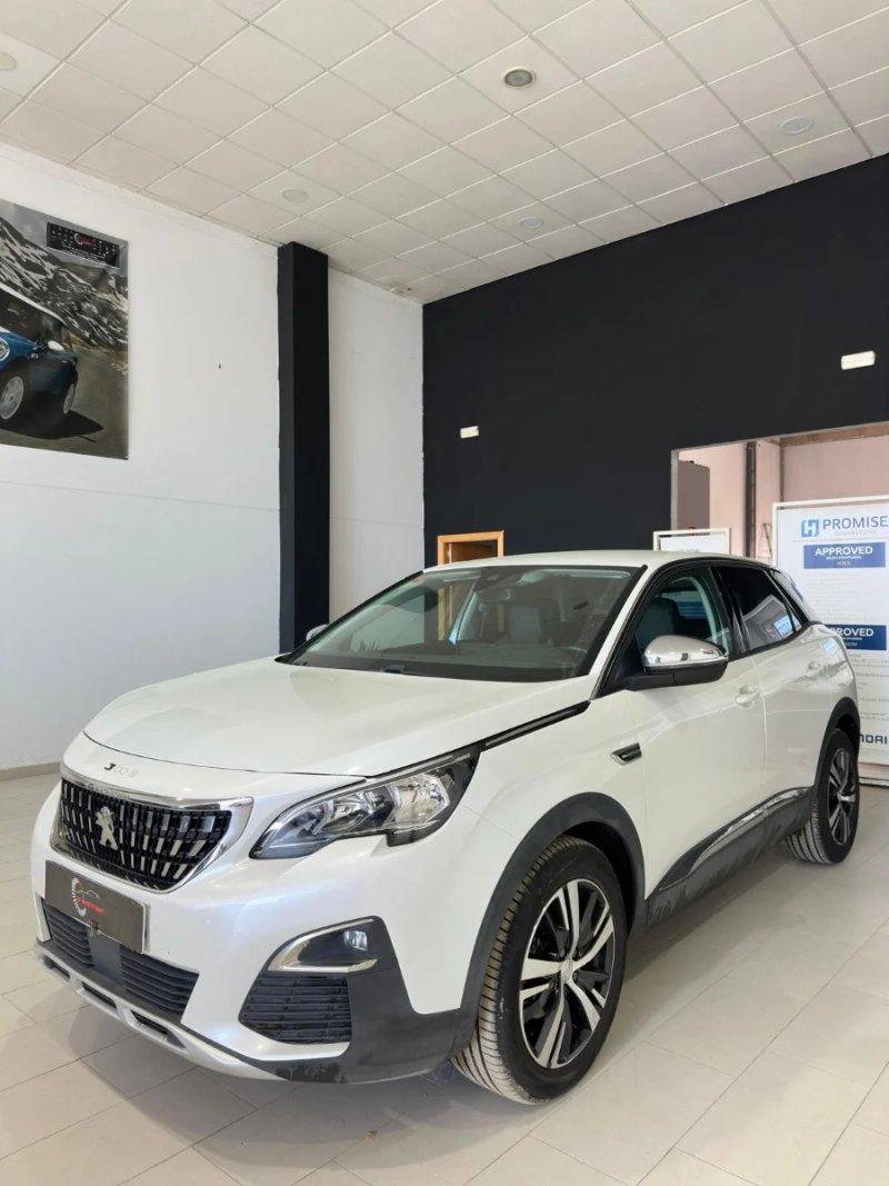 Peugeot 3008 2018 - foto 1