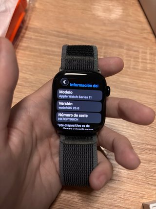 Apple Watch Series 11 GPS 42mm Negro/Gris