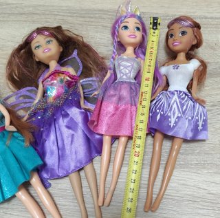 ✨NO  NEGOCIABLE ✨  4 Muñecas Princesas y Hadas