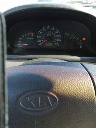 Kia Rio - camina bien cambio de algunas cosas
