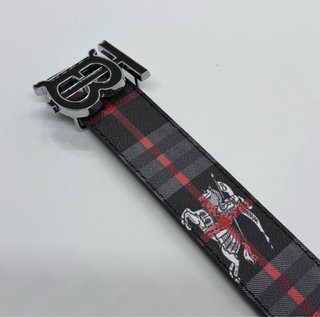 Cinturón estilo Burberry TB Monogram