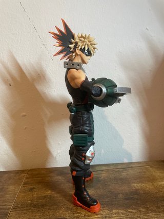Figura Bakugo Katsuki Boku No Hero Academia