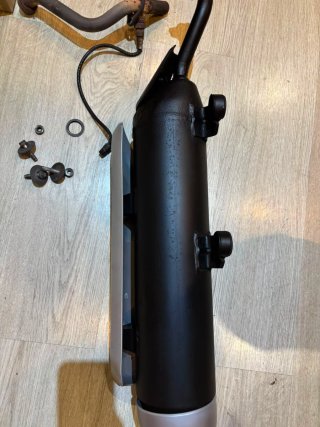Suzuki Burgman 125 Inyección Escape