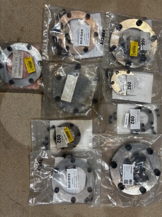 Lote láminas metálicas FLENDER