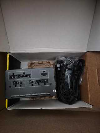 Corsair RM850e Fuente de Alimentación Modular