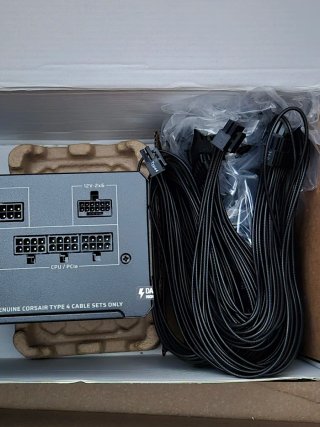 Corsair RM850e Fuente de Alimentación Modular