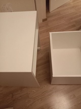 Mueble infantil con ruedas