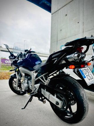 Yamaha FZS 600 Fazer Azul/Negra