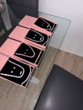 Conjunto Swarovski Collar, Pulsera y Pendientes