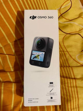 DJI Osmo 360 Adventure Combo