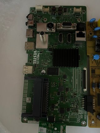 Placa principal de televisión Vestel.     Toshiba