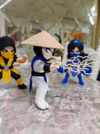 Raiden Mortal Kombat Chibi Figura