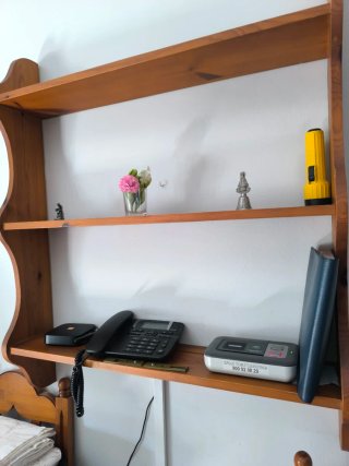 Mueble TV y repisa estilo provenzal
