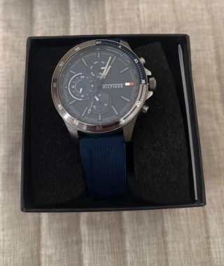 Reloj Tommy Hilfiger Azul y Plateado