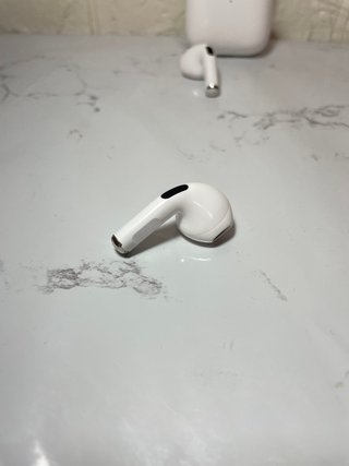 Auriculares inalámbricos de color blanco
