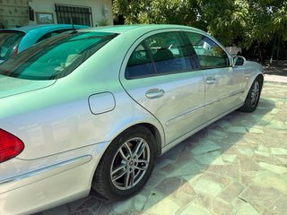 Mercedes-Benz E320d