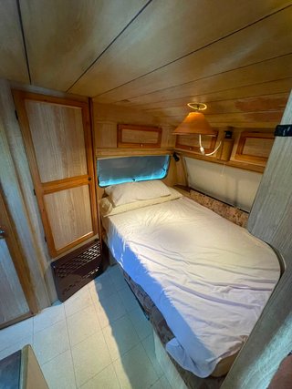 CARAVANA ROLLER CLASS 495 – INSTALADA EN CAMPING