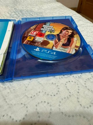 Grand Theft Auto V PS4 - Completo con Mapa