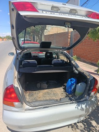Mitsubishi Carisma 2002