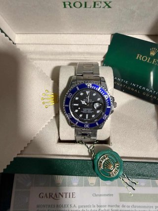Reloj Negro y Azul