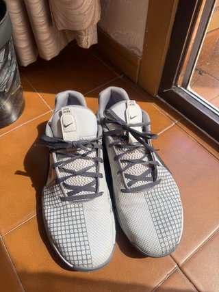 Zapatillas Nike Metcon Gris/Blanco