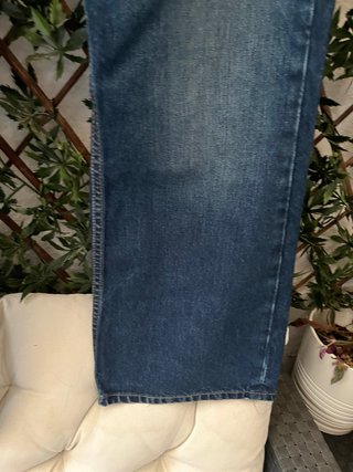 Pantalones vaqueros acampanados