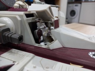 Nave Star Wars con figuras
