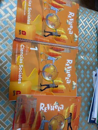 Revuela Ciencias Sociales 1