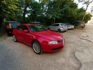 Alfa Romeo GT bertone  2005