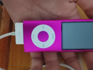 Solo venta en persona iPod Nano 16GB Morado con Ra