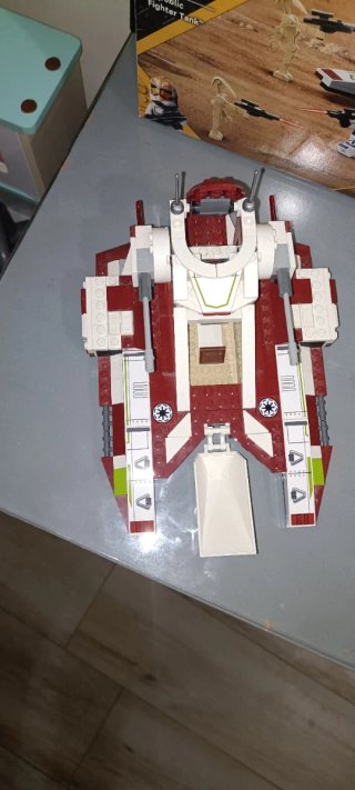 LEGO Star Wars Tanque de Asalto República 75342