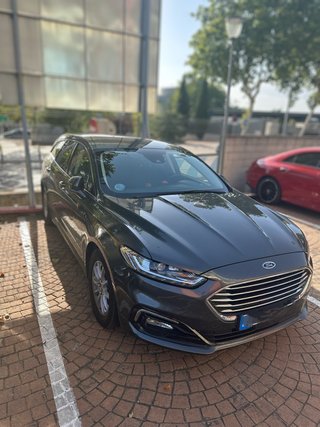 Ford Mondeo Hibrido Familiar