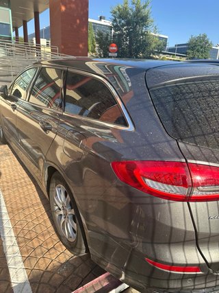 Ford Mondeo Hibrido Familiar