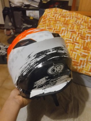 Casco O'Neal arancione e bianco