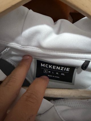 Sudadera McKenzie gris y negra