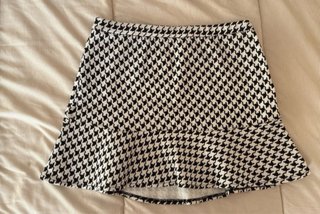 Falda corta estampado pata de gallo. Zara kids