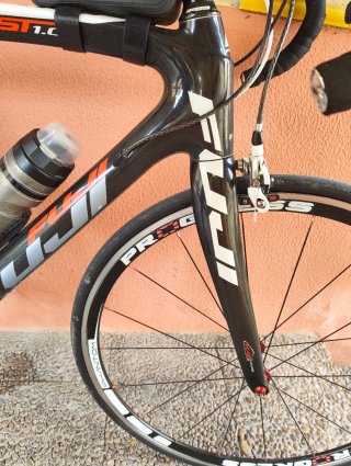 Bicicleta Fuji Carbono Aero SL 1.0