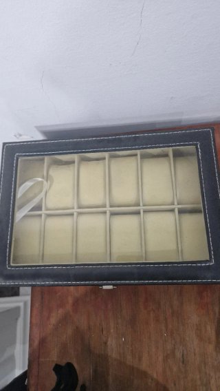 Estuche para 12 relojes negro y beige