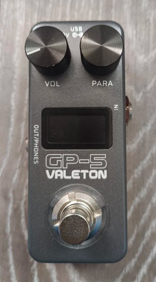 Pedal multiefectos para guitarra eléctrica