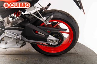 APRILIA TUONO 660