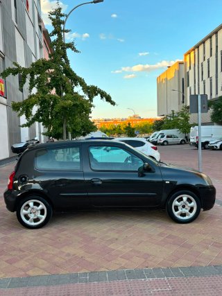 Renault Clio 2005