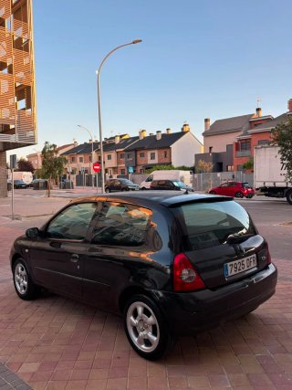 Renault Clio 2005