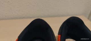 Zapatillas Asics Naranja y Negro