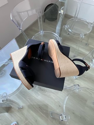 Sandalias cuña Tommy Hilfiger Talla 38