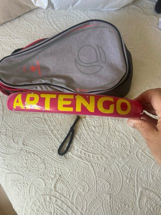 Mochila y pala pádel junior Artengo