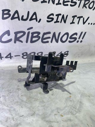 Soporte bateria kymco venox 250