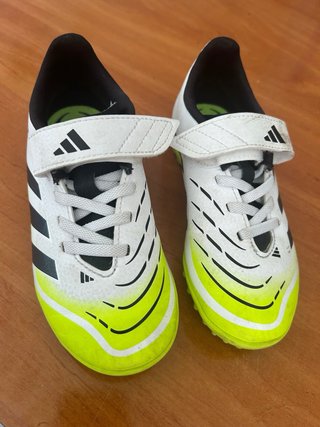 Adidas Predator niño Talla 30