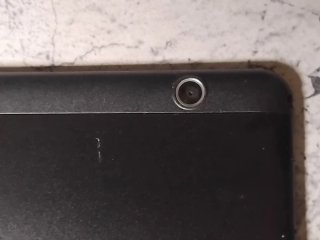 Huawei MediaPad T5 AGS2-L09 con funda