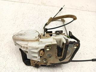 CERRADURA PUERTA DELANTERA DERECHA MITSUBISHI MON